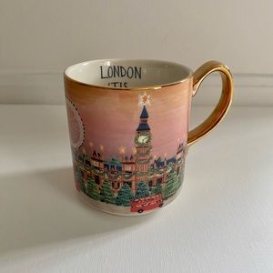 London Christmas Mug